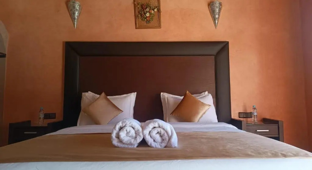 Номер Deluxe kasbah Dar Bahnini