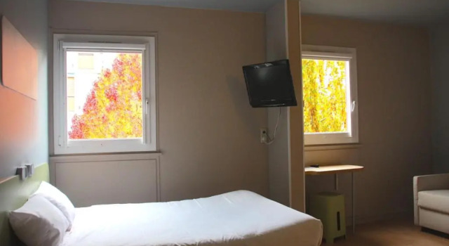 Трёхместный номер Standard ibis budget Thonon Les Bains