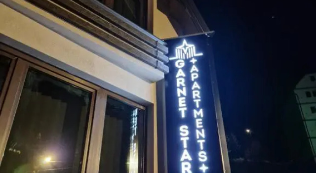 Garnet Star Apartments 1