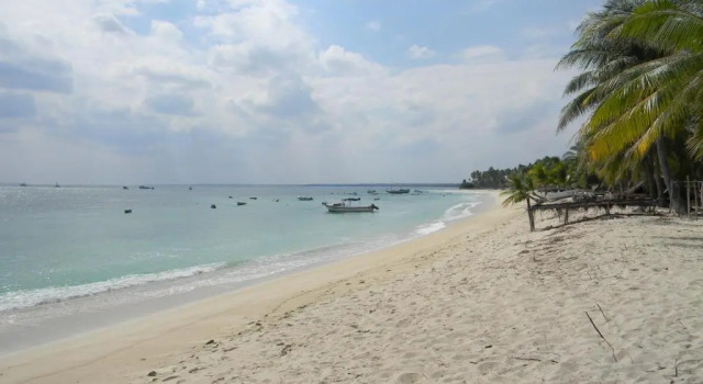 Kampung Kakak, Book Hotel Hotels in Nembrala with Parking, Parking