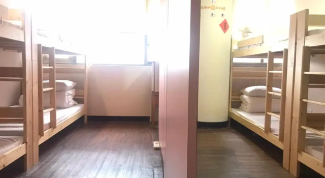 Bett im Wohnheim (Männerwohnheim) Hey Bear Capsule Hotel