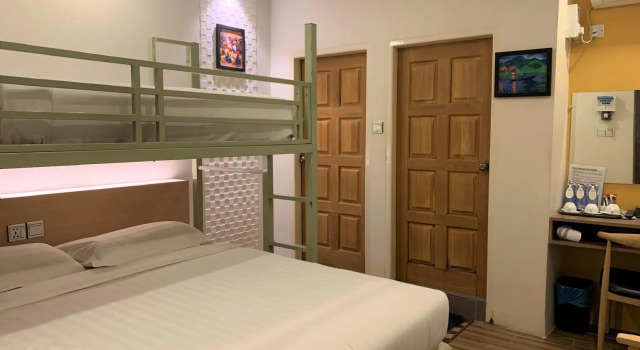 Трёхместный номер Superior The Vibe Inn