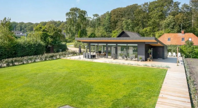 "Sebbi" - 90m from the sea in SE Jutland, Book Hotel Bjert Syddanmark