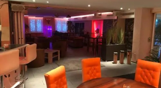 Hotel Bären, Забронировать Отель Лахен 