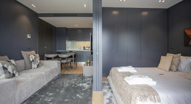 Апартаменты Liiiving in Porto - Dragão Pool View
