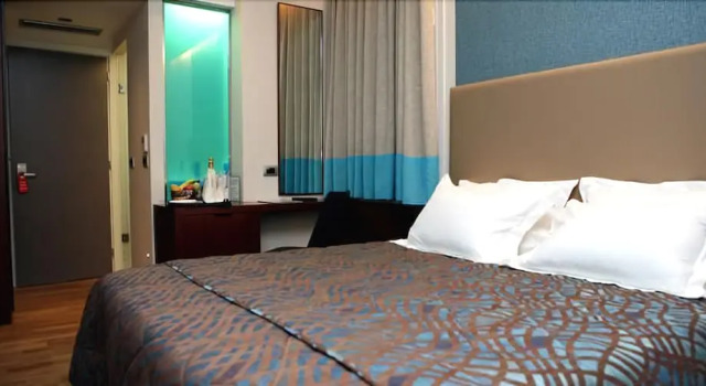 Victoria Hotel