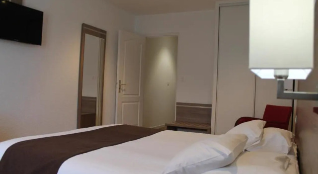 Двухместный номер Superior Logis Hotel Restaurant de lAbbaye