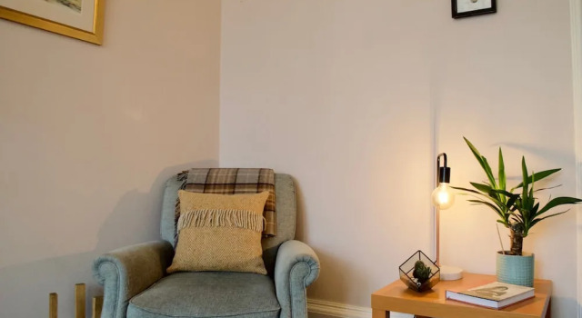 Traditional 2 Bedroom Apartment In Edinburgh, Забронировать Апартаменты/квартира Апартаменты Мерчистон, Апартаменты/квартира