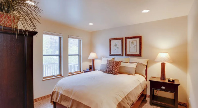 On Main St: 2 Mtn-view Units w/ Yard in Ouray, Забронировать Апартаменты/квартира Орей Telluride Ski, рядом с Bear Creek National Recreation Trail