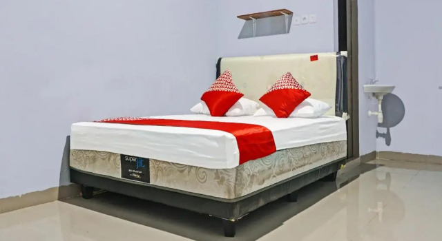 Номер Standard OYO 91219 Adhyaksa Homestay Makassar