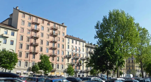Blue sky, Забронировать Отель Отели Милана с парковкой, рядом с Каяццо, Парковка
