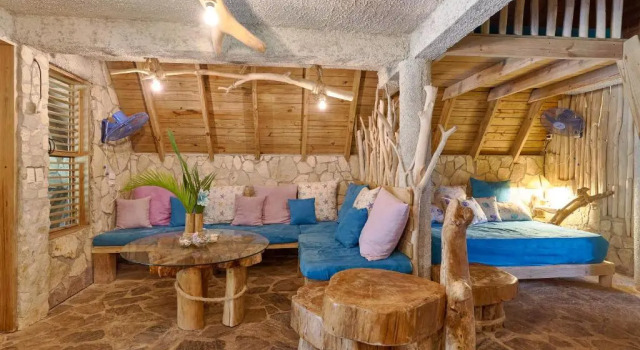 Вилла с 2 комнатами CHALET TROPICAL Hotel & Pool Bar Restaurant