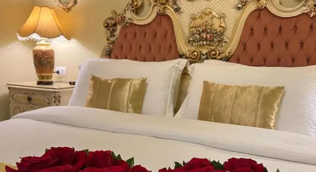 Полулюкс Hotel Empire Albania