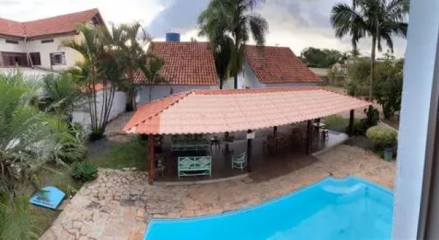 Menina Lua Pousada