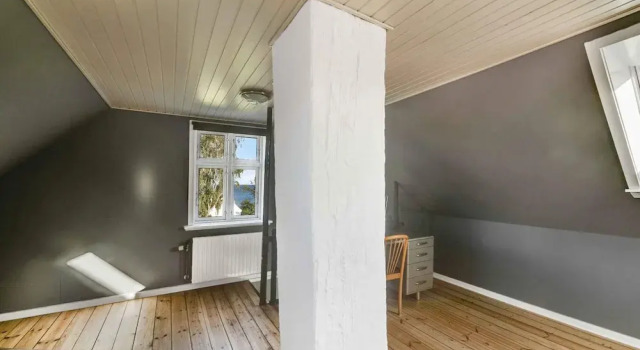 5 Star Holiday Home in Svaneke, Book Feriehus Hoteller i Svaneke med parkering, Parkering
