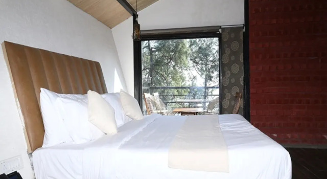Коттедж Premium StayVista at tatvam-Mountain views & EV Station