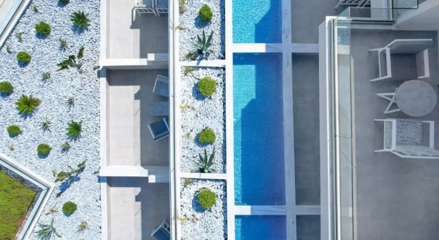 Aloe Elegant Suites, Book Hotel Chrisi Akti 