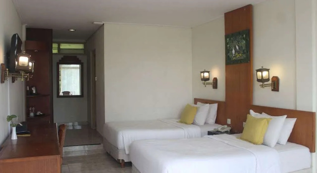 Inna Tretes, Prenota Hotel Prigen East Java