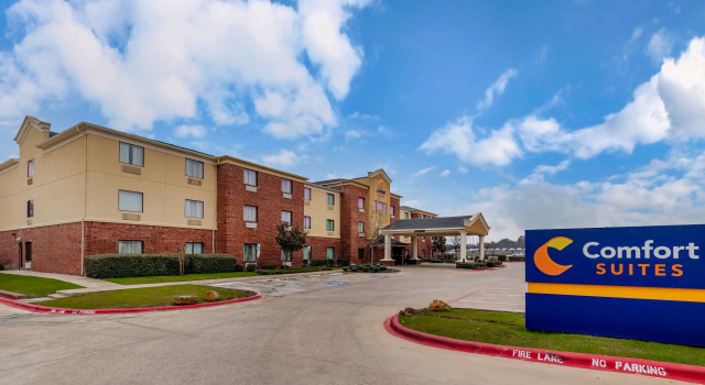 Comfort Suites Ennis, Забронировать Отель Эннис Dallas - Fort Worth Metropolitan Area
