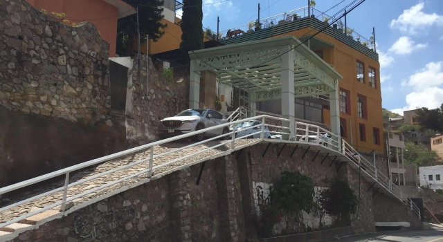 Hotel 1988 Guanajuato, Забронировать Отель Отели Гуанахуато с бассейном, рядом с Университет Гуанахуато, Бассейн