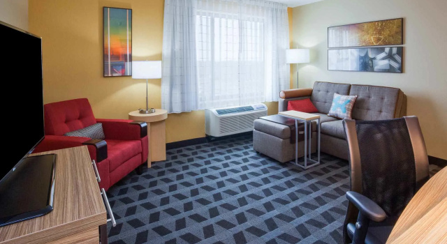 Towneplace Suites Sioux Falls South, Забронировать Отель Сиу-Фолс штат Южная Дакота, рядом с Avera on Louise Health Campus