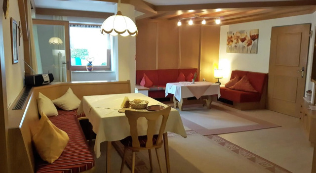 Ferienwohnungen Regina Unger, Reservar Hotel Maurach Achensee
