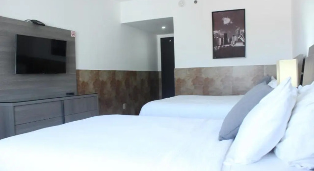 Двухместный номер Deluxe Beverly Hills: Hotel and Business