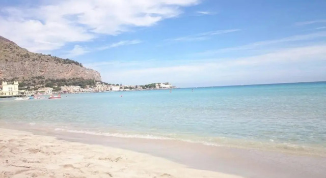 Коттедж c 1 комнатой Mondello Addaura Home Holiday