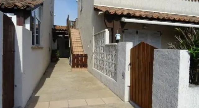 Languedoc Immobilier Villa Duplex Jardinet Piscine Plage - Hb278