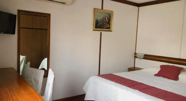 Standardní Čtyřlůžkový pokoj Hotel Continental