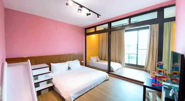 Standard Dreier Zimmer Butterfly Family B&B