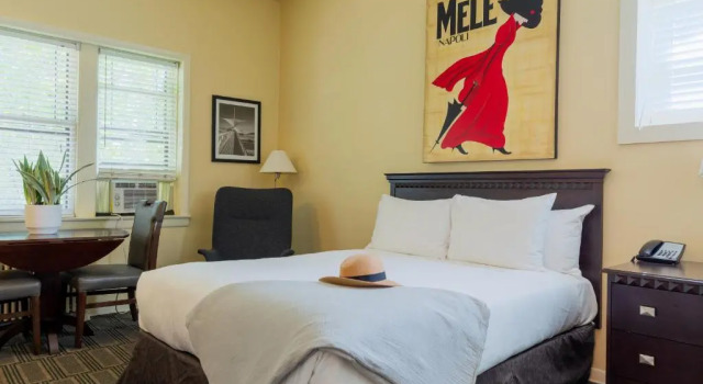 Номер Classic The Plaza Hotel - Milwaukee