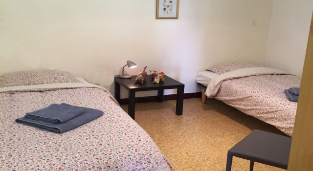 Holiday Home in Villecroze With Pool & Garden, Забронировать Дом для отпуска Коттеджи Вилькроз, Коттедж