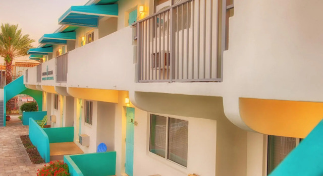 Двухместный люкс c 1 комнатой Hollywood Beachside Boutique Suite