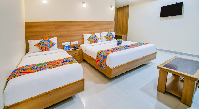 Номер Standard FabHotel Jansi Deluxe - Nr Gandhipuram Bus stand