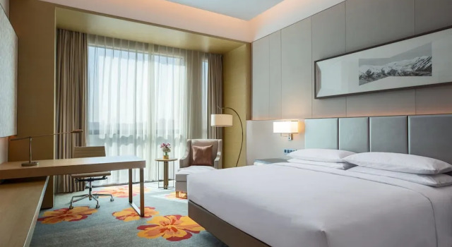 Двухместный клубный номер Sheraton Beijing Lize Hotel