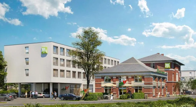 Люкс Standard ibis Styles Coburg