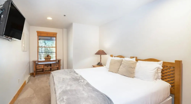 Bear Creek Lodge 110 2 Bedroom Condo by Alpine Lodging Telluride, Buchen Sie Ferienwohnung Hotels in Telluride ski mit Parkplatz, Parkplätze