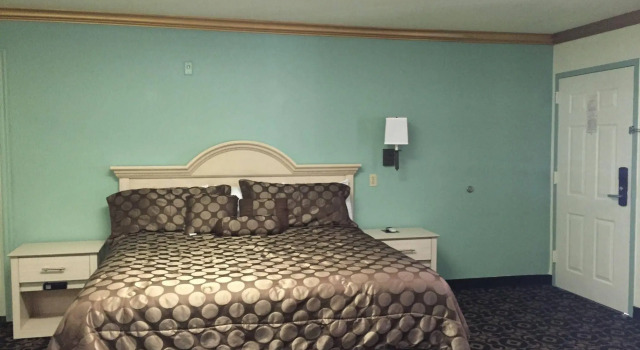 Scottish Inns & Suites at NRG Park, Забронировать Отель Хьюстон Texas Gulf Coast, рядом с The Woman's Hospital of Texas