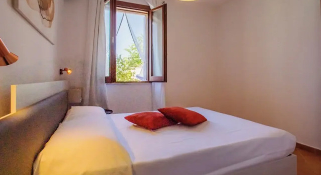 Pater Meus Suites - Sea View, Pool & Parking, Забронировать Отель Отели Чефалу с бассейном, рядом с Пляж Чефалу, Бассейн