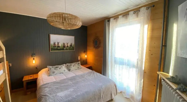 Appartement cosy au pied des pistes, Забронировать Апартаменты/квартира Ла-Клюза Лыжный курорт на озере Анси