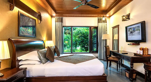 Семейный люкс с 2 комнатами Aahana Resort & Spa