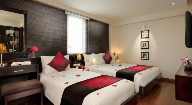 Семейный номер Standard Hanoian Central Hotel & Spa