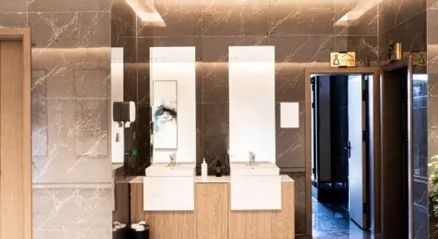 Zhongxing Hotel, Rezerwuj Hotel Hotele w Kunming z parkingiem, Parking