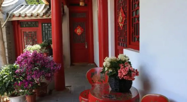 Beijing zhi huan guo feng Hostel, Забронировать Хостел Отели Пекина с бассейном, рядом с Торговый комплекс Oriental Plaza, Бассейн