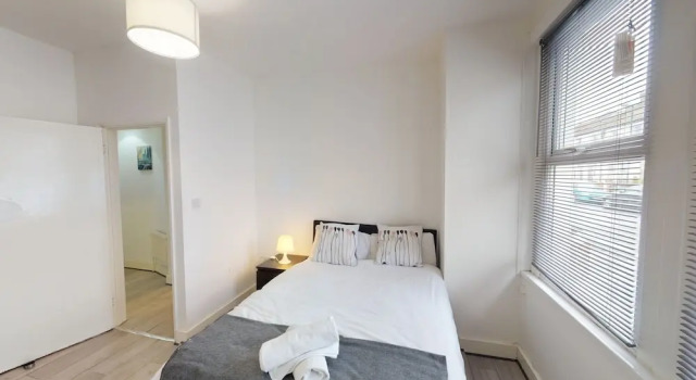 Апартаменты The Rock Apartments II