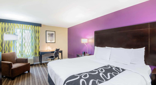 Holiday Inn Express & Suites - Ardmore by IHG, Забронировать Отель Отели Texoma 3 звезды, 3*