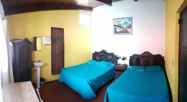 Frank & Fre, Book Hotel Antigua Guatemala Zacatepeques