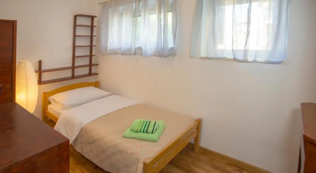 Apartment Mina, Prenota Appartamento Splitska 