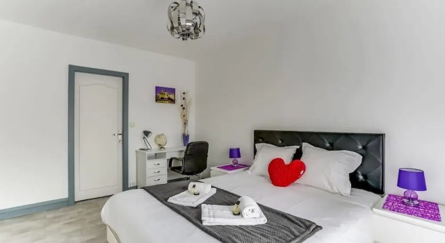 LE 27 Appartement 3 Etoiles PartDieu PKG, Rezerwuj Apartament Hotele w Rhône z parkingiem, Parking